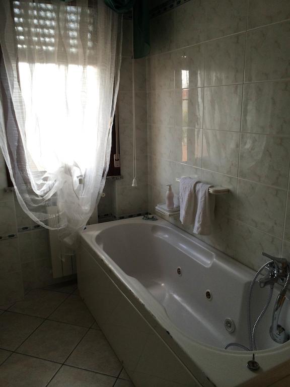 B&B Mirella Citta Sant'Angelo Room photo